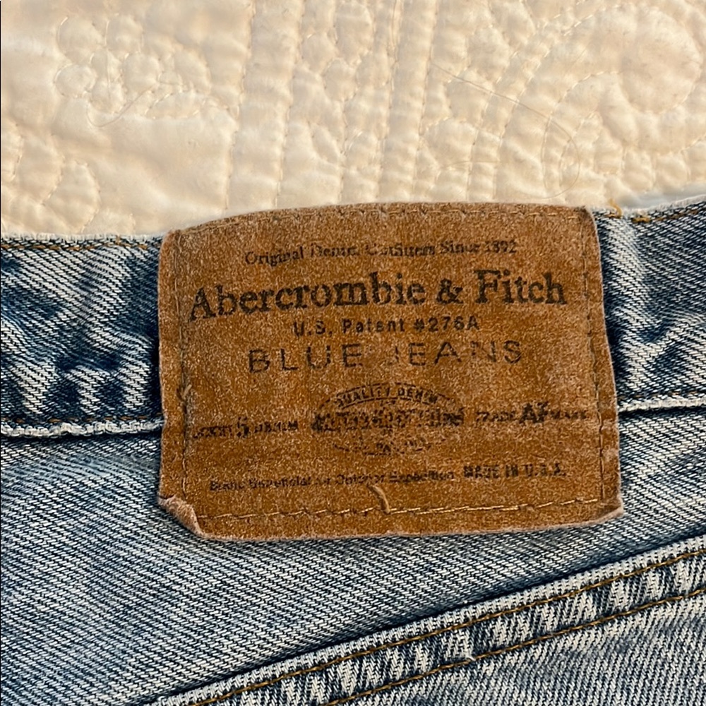 Abercrombie & Fitch True Vintage High Waisted Shorts - Picture 3 of 6